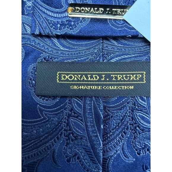Donald J Trump Tie Signature Collection Blue Paisley Necktie Silk 69"x3.5" - Picture 3 of 6